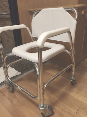入浴用車いす(シャワーキャリー)