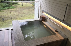 腰掛けスペース